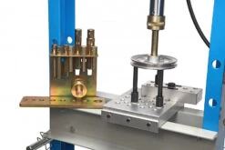 HBM Universeel Verstelbaar Persblok Voor Werkplaatspers 10 HBM Universeel Verstelbaar Persblok Voor Werkplaatspers -Makita winkel 1hbm 191 1.jpg 1200x600 dfd8febc88