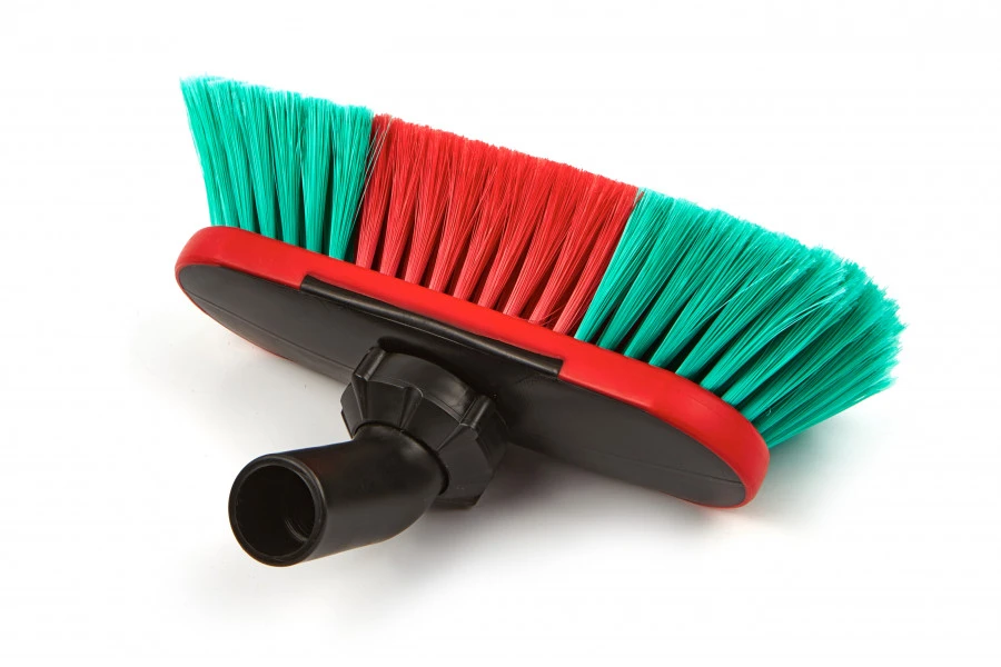 Vikan Hoekverstelbare Borstel Met Watertoevoer 1 Vikan Hoekverstelbare Borstel Met Watertoevoer