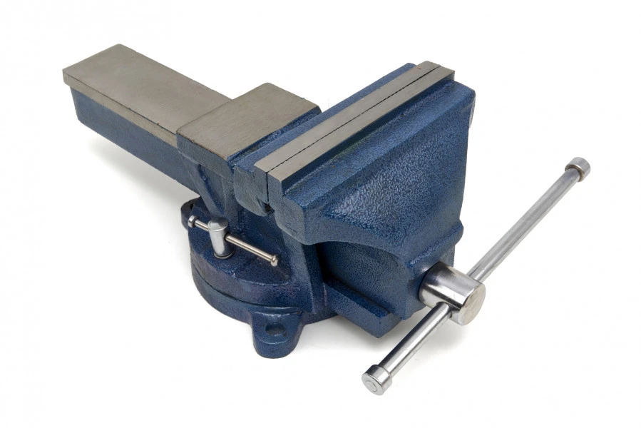 HBM Profi 150 Mm Bankschroef Met Draaibaar Onderstel 1 HBM Profi 150 Mm Bankschroef Met Draaibaar Onderstel