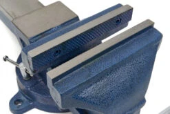 HBM Profi 150 Mm Bankschroef Met Draaibaar Onderstel 16 HBM Profi 150 Mm Bankschroef Met Draaibaar Onderstel -Makita winkel hbm 2300.jpg 1200x600 38f4bebc88