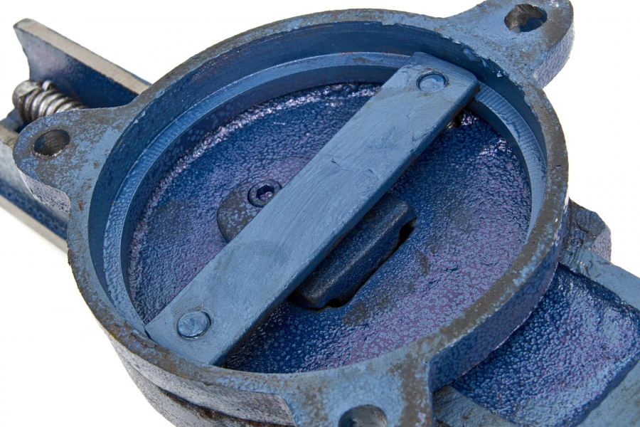 HBM Profi 150 Mm Bankschroef Met Draaibaar Onderstel 10 HBM Profi 150 Mm Bankschroef Met Draaibaar Onderstel - Afbeelding 10